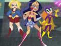 Spil Frenemies: DC Super Hero Girls online
