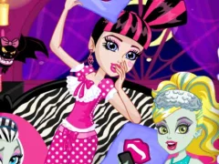 Spil Monster Slumber Party Funny Faces online