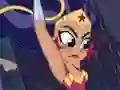 Spil DC Super Hero Girls: Super Late online