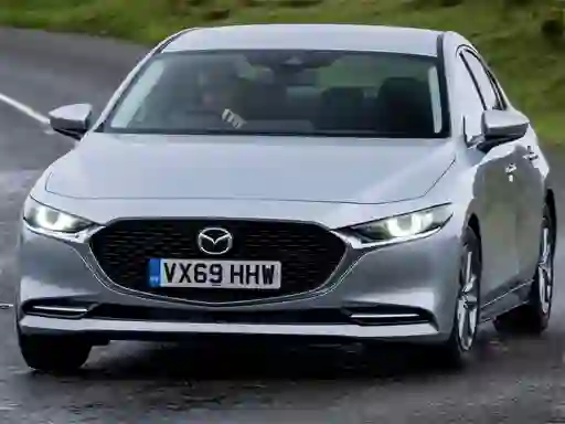 Spil Mazda 3 Sedan online