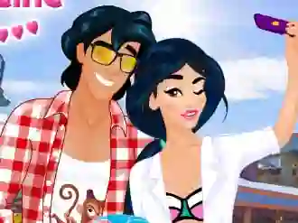 Spil Couple Travel Selfie online
