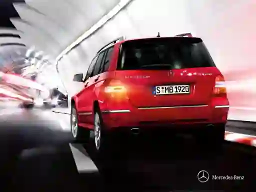 Spil Luxury Medium Suv Puzzle online