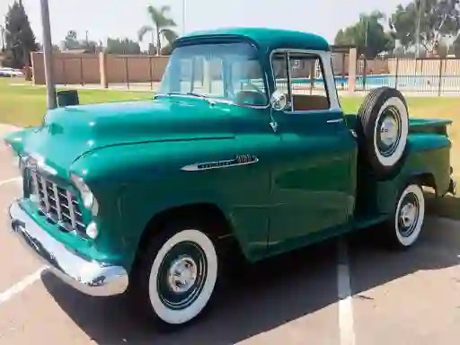 Spil Classic Trucks Puzzle online
