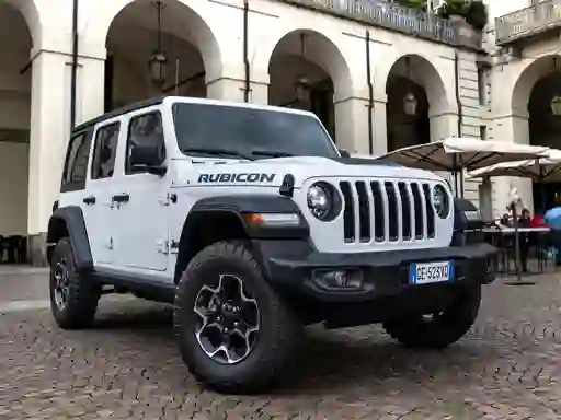 Spil Jeep Wrangler 4xe Slide online