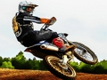 Spil Dirtbike racing stunts online