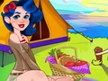Spil Crystal og Avas campingtur  online