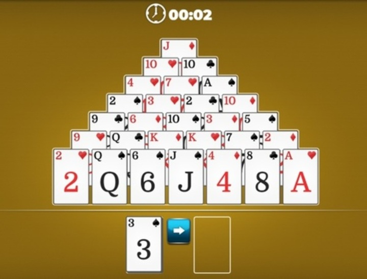 Spil Pyramid Solitaire  online